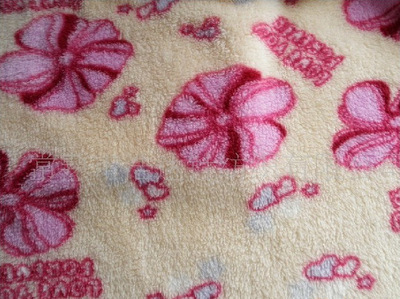 常熟市恒潤針紡織品 優(yōu)質(zhì)法蘭絨面料，價(jià)格優(yōu)惠，性能多樣